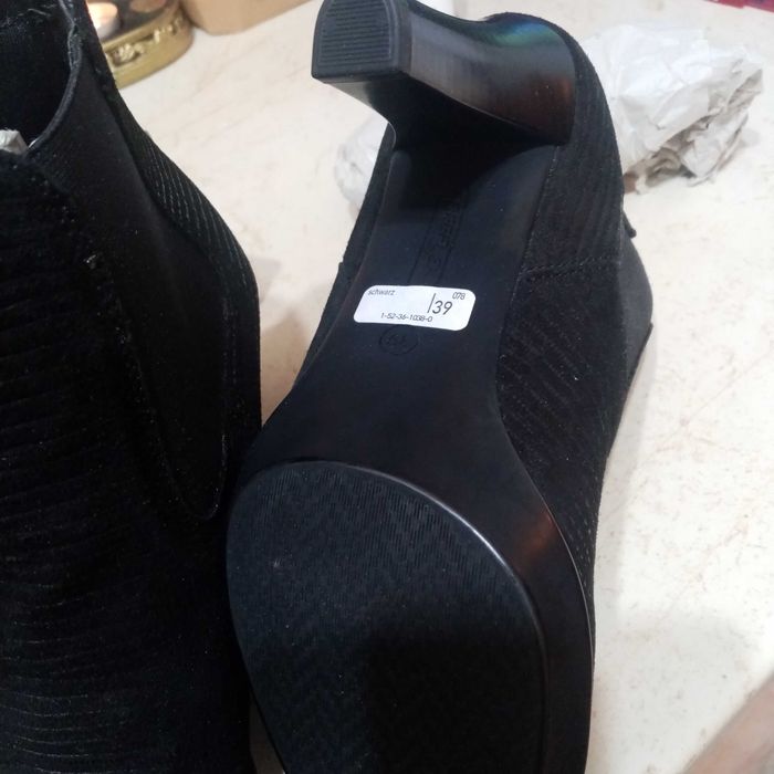 Botine piele întoarsă negre