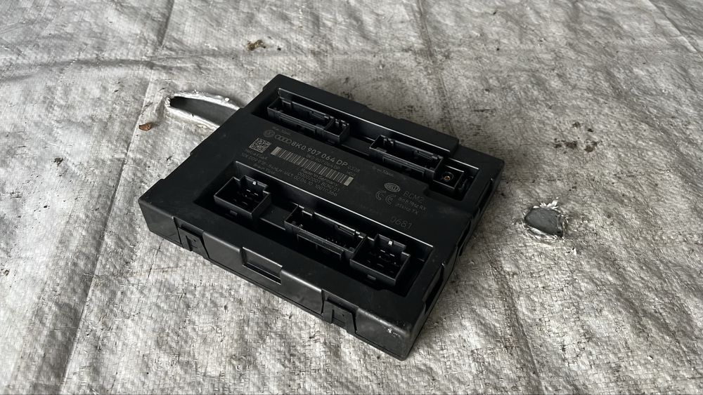 Audi A4 B8 комфорт модул 2 броя