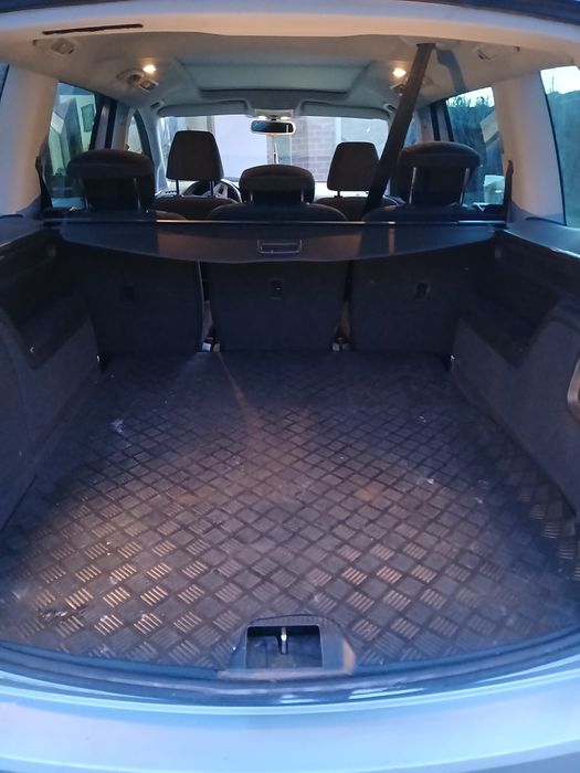 Seat alhambra  2012.  Sharan