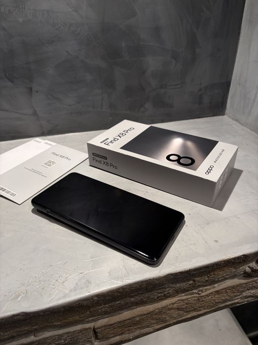 КАТО ЧИСТО НОВ Oppo Find X8 Pro 512 GB + Български език