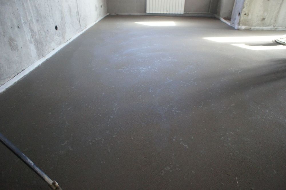 кафел ва стяжка   хизматларимиз Тез ва сифатли