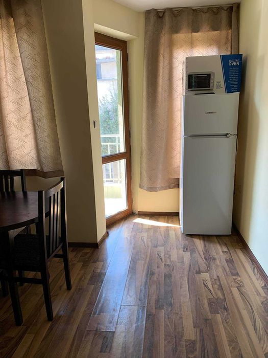 Дава се под наем Двустаен апартамент в Бургас, Център - 45 кв.м за 204 € - Снимка #5