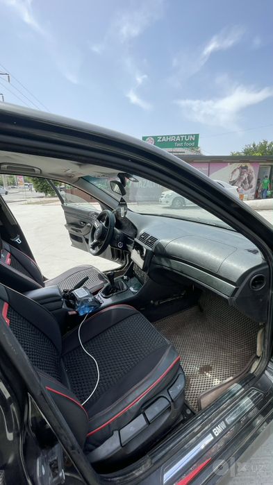 BMW E39 520I торг есть