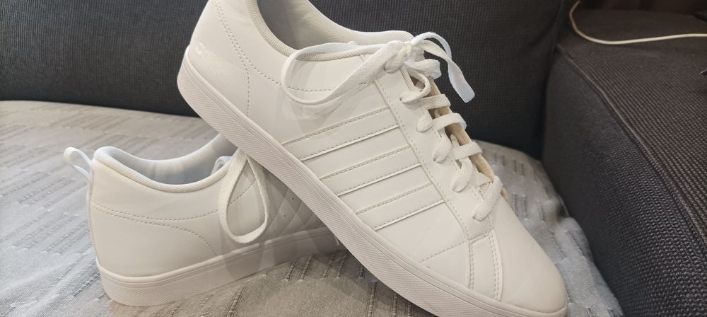 Маратонки ADIDAS 46