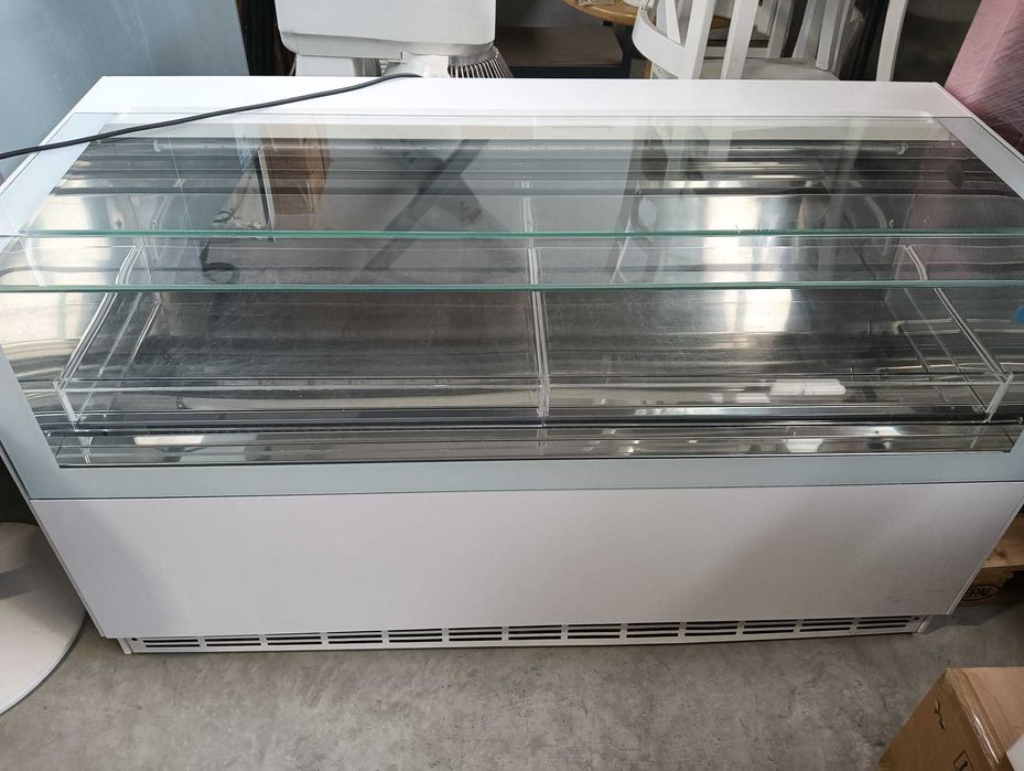 Vitrina Profesionala Premium: ISA ONE SHOW