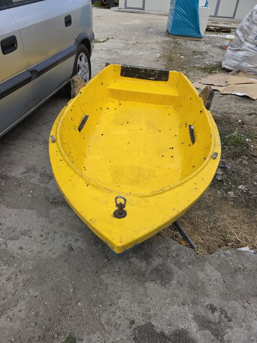 Masina Opel zafira+barca fibra