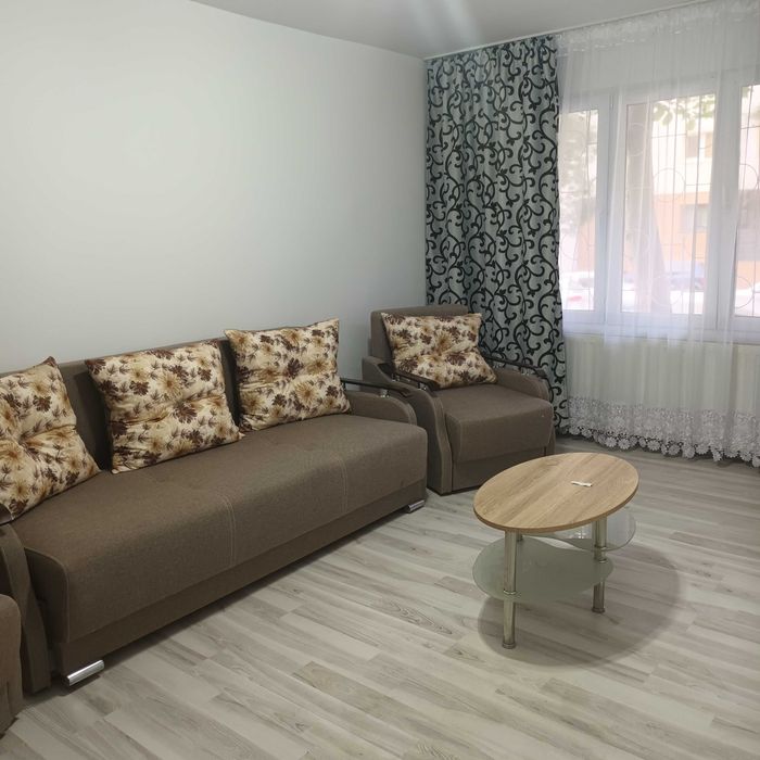 Chirie apartament 2 camere 7 Noiembrie parter inalt + garaj