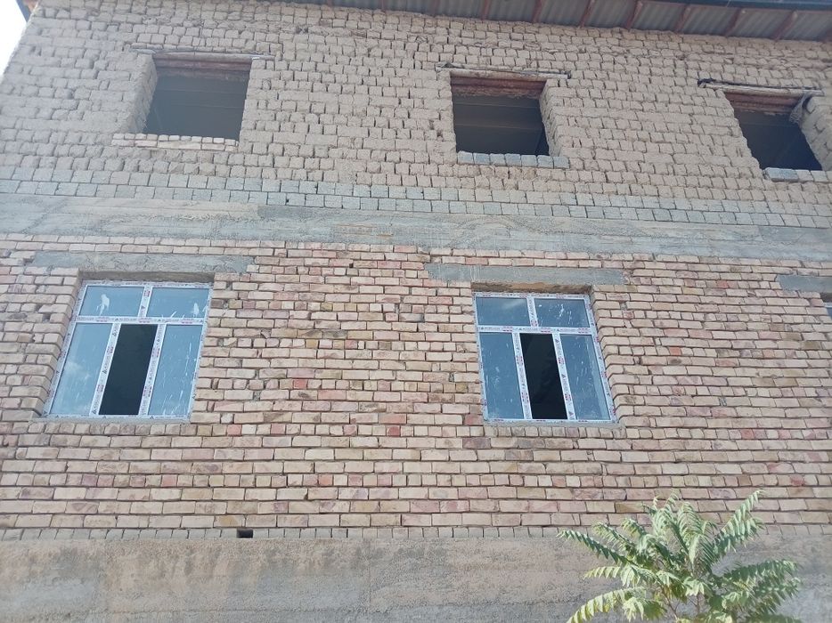 Qurilishi tugallanmagan uchastka