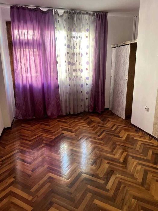 Тристаен апартамент за продажба в Кършияка / Пловдив