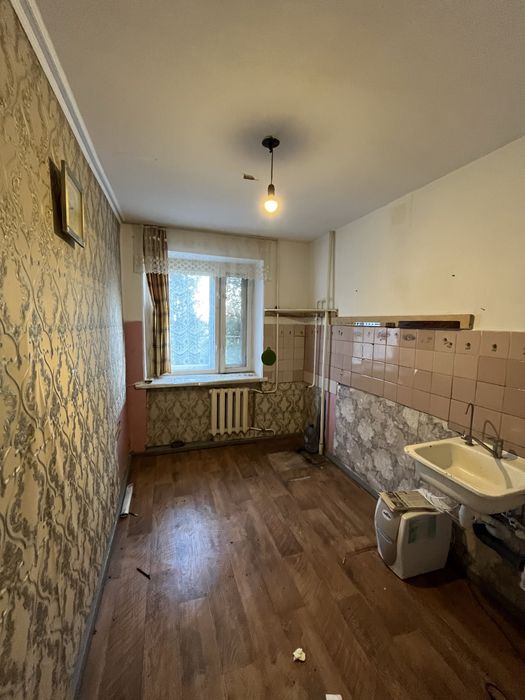 Продам квартиру в районе универмага