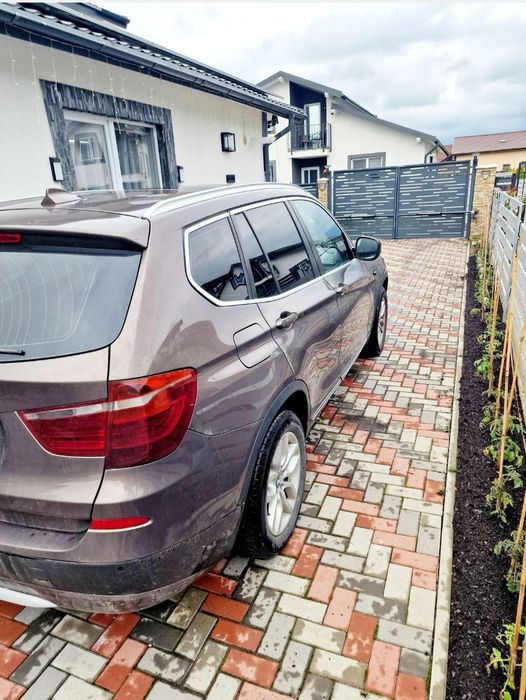 Vând  Bmw  x3  4x4   2013   in stare foarte bună