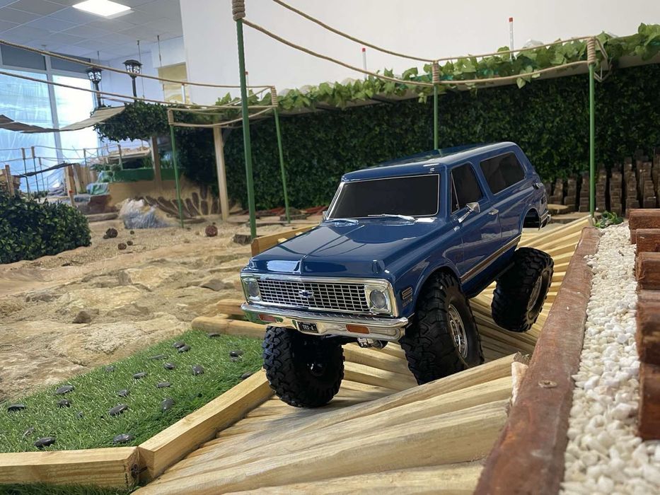 Traxxas TRX-4 Cheroket Blazer 1972  1/10