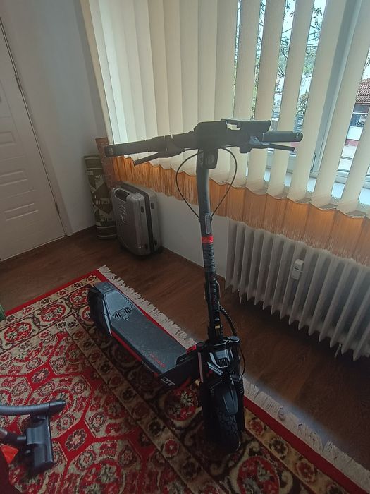 Trotineta ZT3 pro in stare f bună