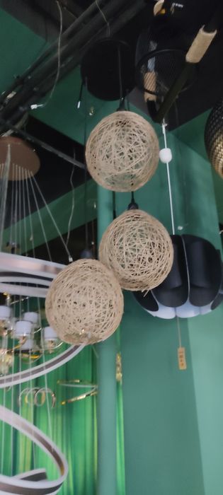 Lyustra ruchnoy noviy