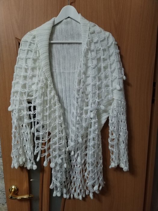 Накидка вязаная. Новая