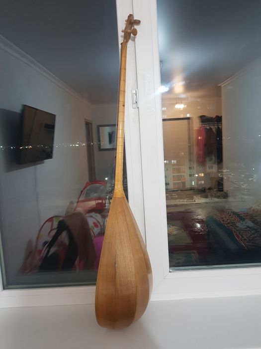 Продам домбыра 65 000тг