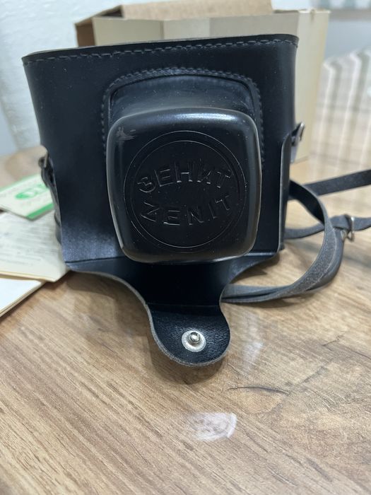 Продавам фотоапарат Зенит