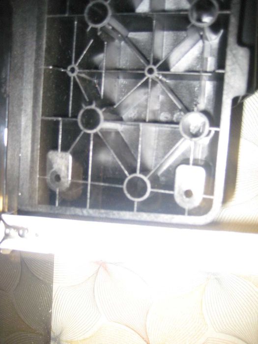 Настолна стойка за телевизор