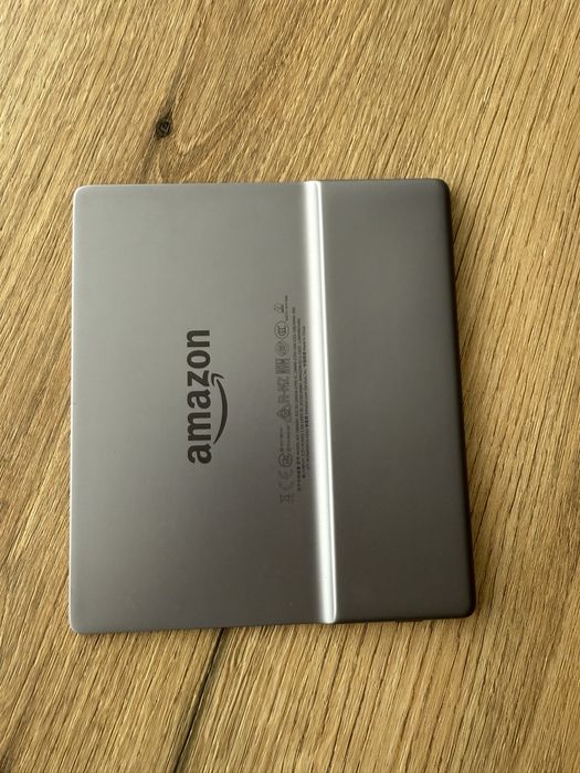 Ebook Amazon Kindle Oasis 10th gen + husa