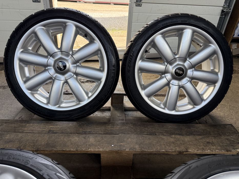 # Jante Mini Cooper, Cooper S și One R50, R52, R53, R55, R56, R57, R58 și R59 cu anvelope de vara 205/45 R17