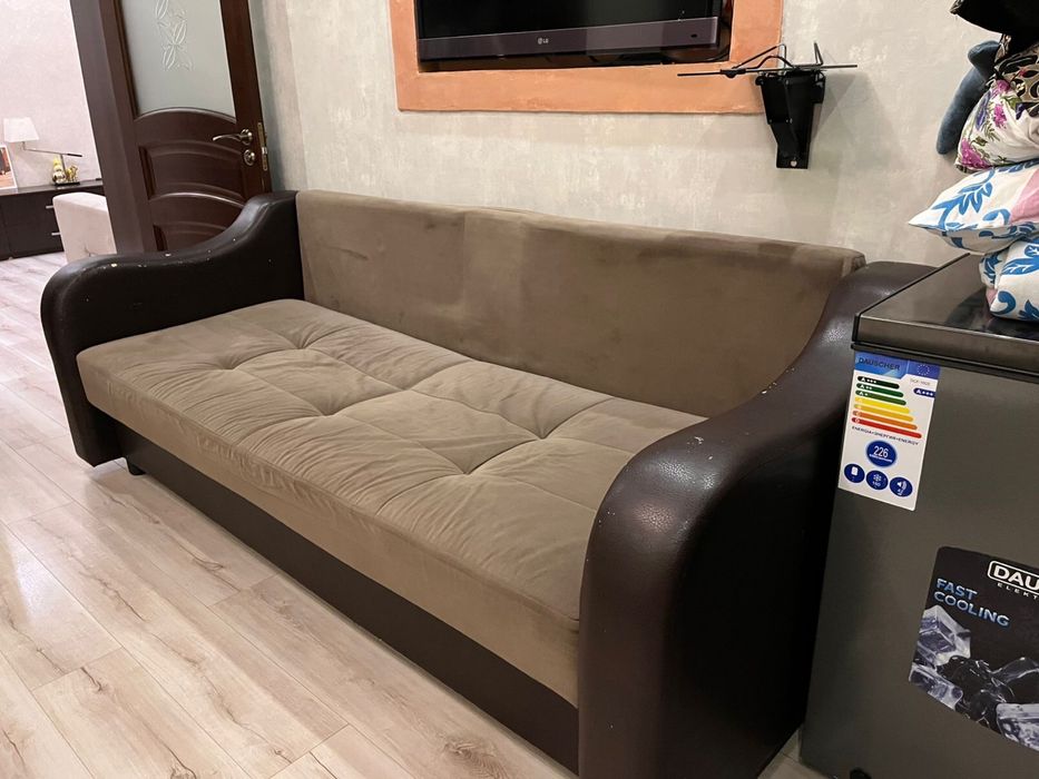 Продам. б/У диван