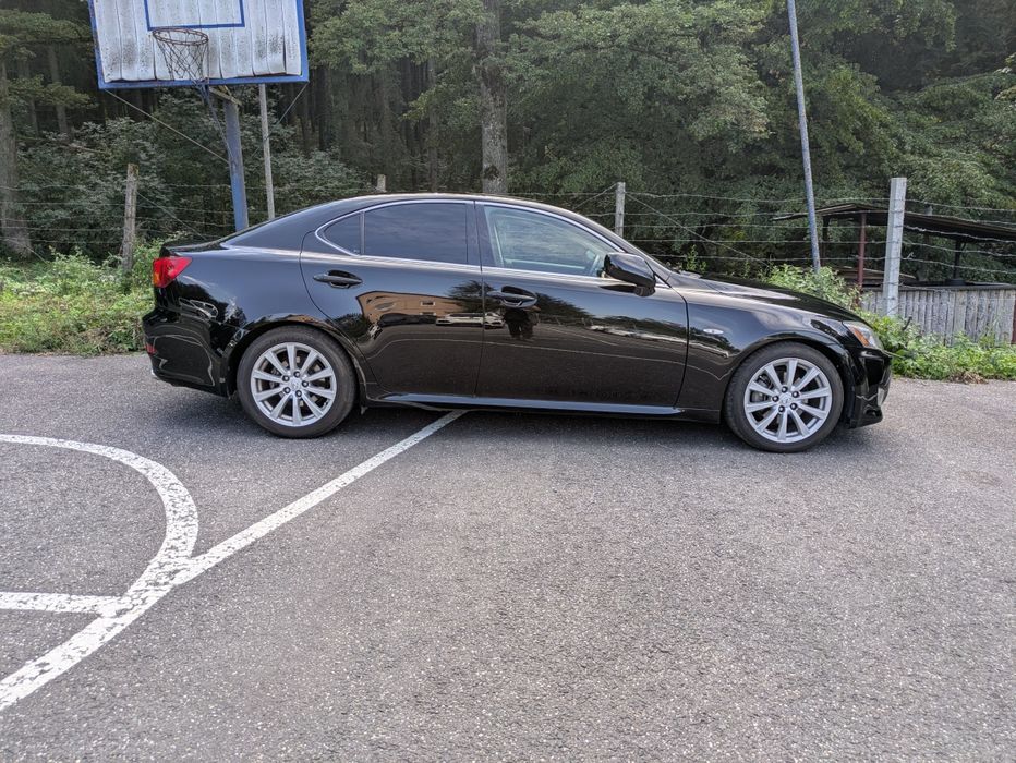 Lexus IS 250 Luxury Edition manual