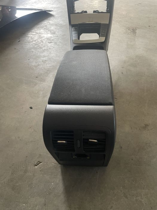 Cotiera centrala / tunel Volkswagen passat cc b7 facelift europa