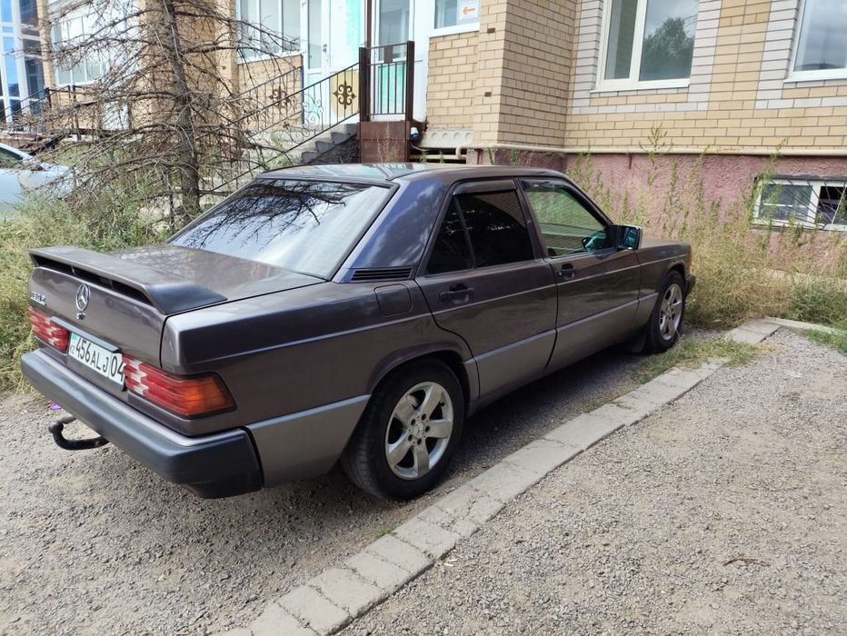 Продам Мерседес 190.