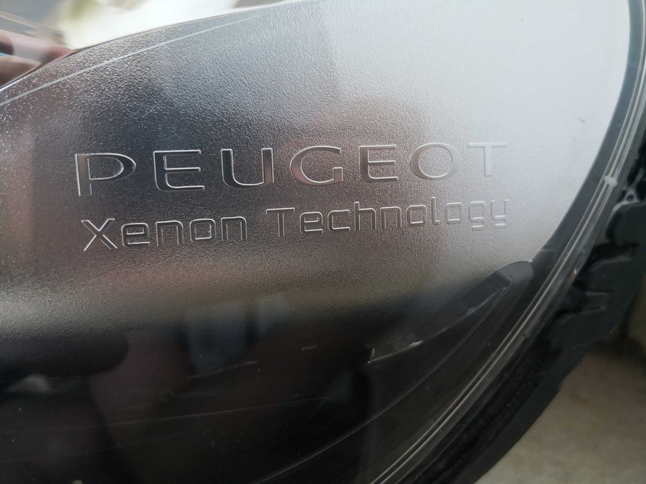 Фар Peugeot Expert Xenon Ляв/Фар Пежо Експерт Ксенонв Оригинален