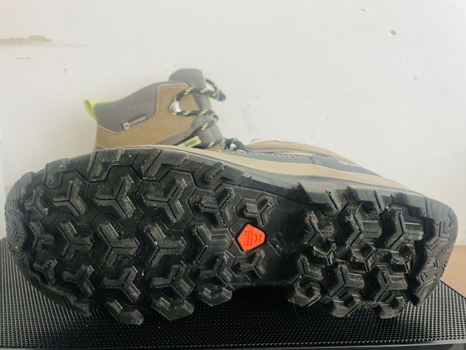 Детски апрески / боти за момче