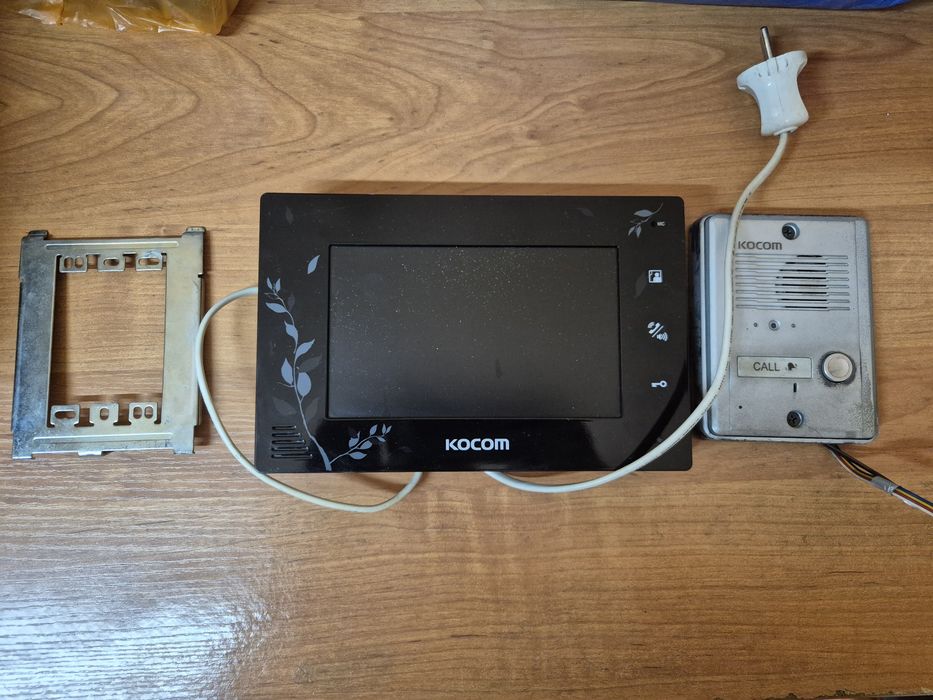 Продам домофон KOCOM
