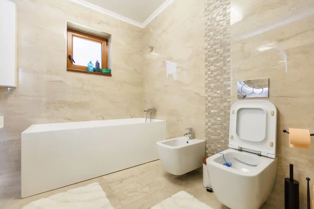 Vand casa comuna piscu