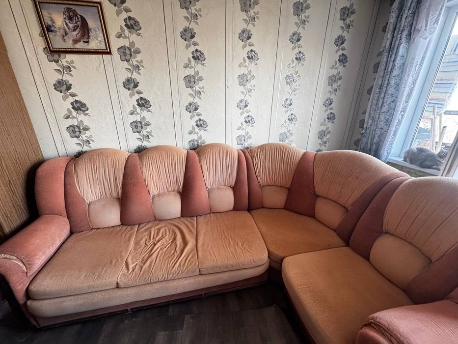 Отдам бесплатно диван