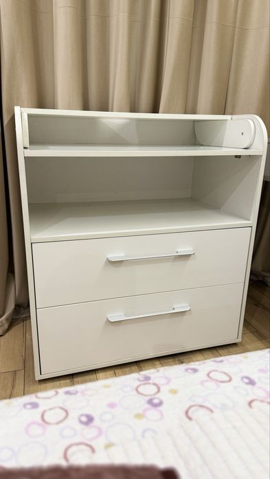 Комод-пеленальный стол.