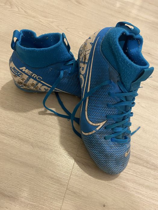 Ghete fotbal copii, 6 perechi, marimi 31…33 1/2