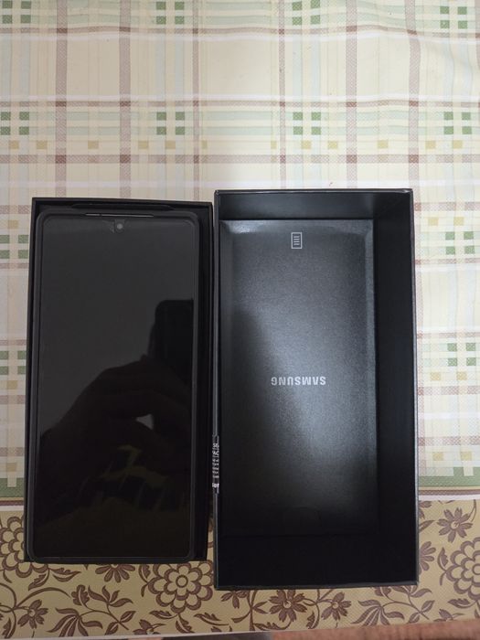 Samsung note 20 5g Dual Sim (negociabil) stare buna