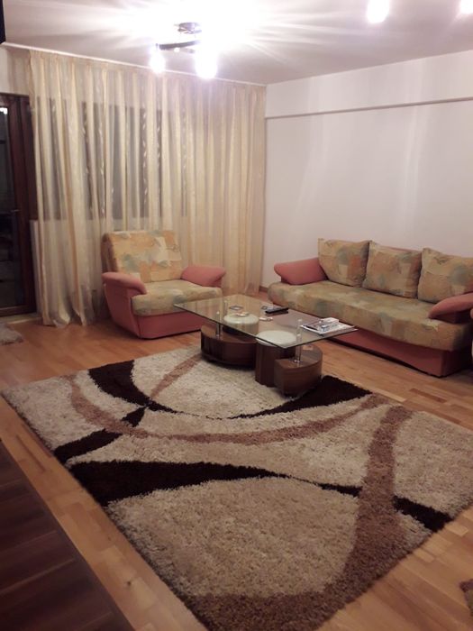 Apartament de închiriat