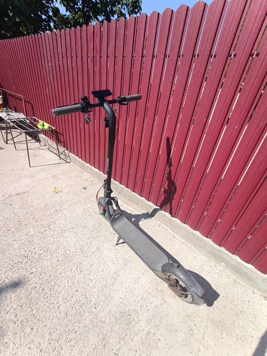 Vând trotineta navee v40i