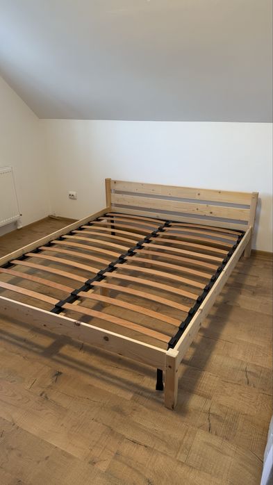 Cadru de pat  din lemn 200 x 160 cm / 2 x 1,6 m