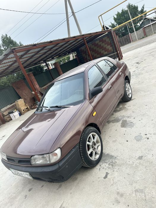 Продам машину Nissan Sunny