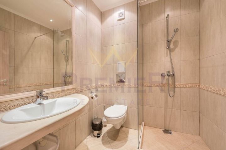 Дава се под наем Тристаен апартамент в Варна, Аспарухово - 99 кв.м за 1200 € - Снимка #8