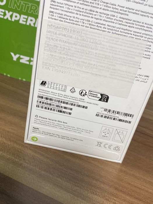iPhone 16 Pro • 128 GB • Black Titanium