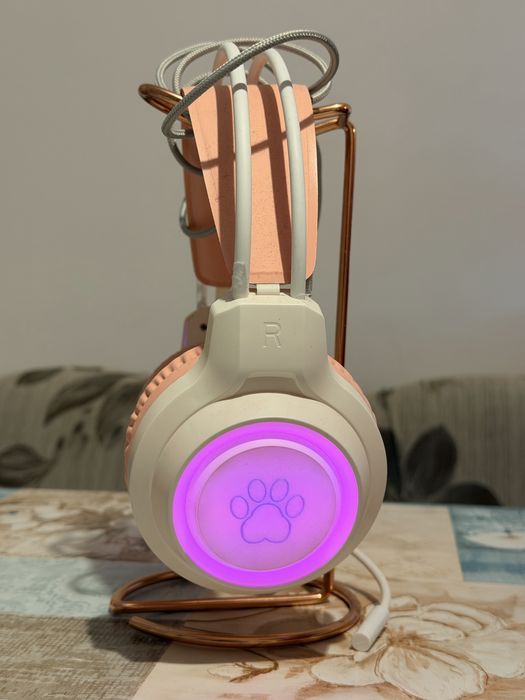 Слушалки с микрофон(светещи)