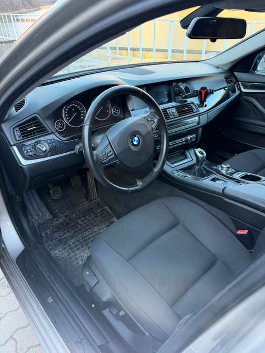 Vând bmw seria 5 / f11