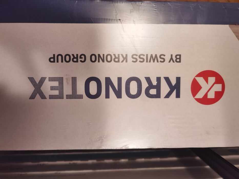 Parchet laminat KRONOTEX 12 mm stejar deschis Makro