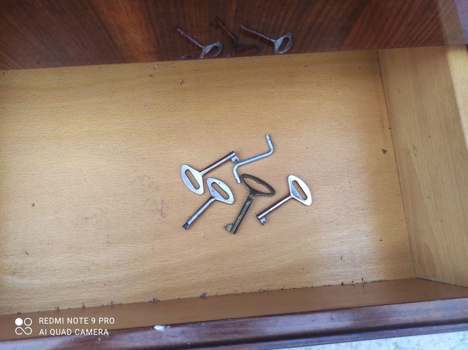 Продам шкаф 30000