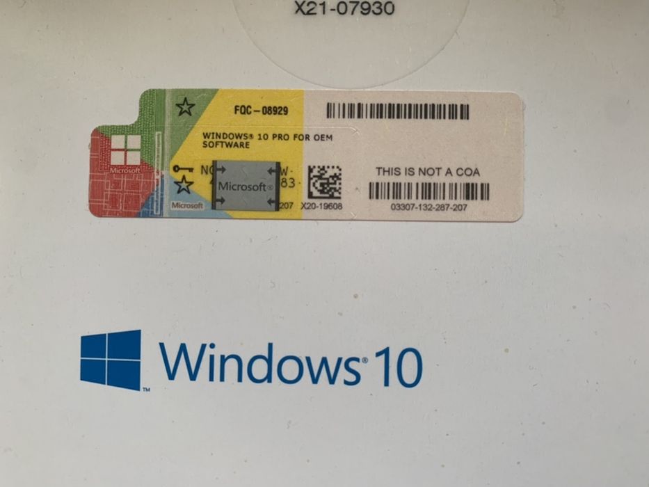 Licenta Microsoft 10 Pro for OEM pentru 3 utilizatori