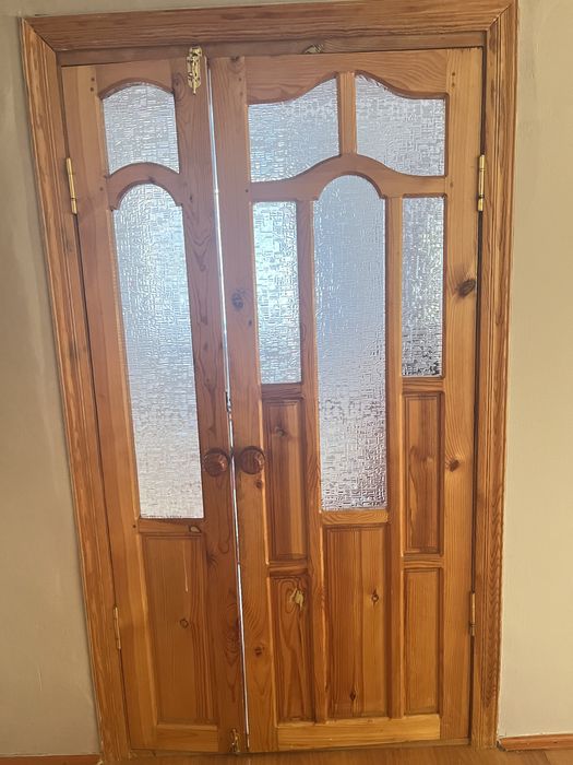 Есік сатылады 108/196