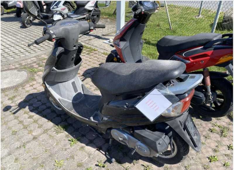 Scuter Peugeot  vclic