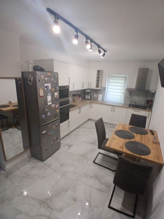 Apartament tip PC 3 camere 2 bai mobilat utilat zona Decebal Dacia